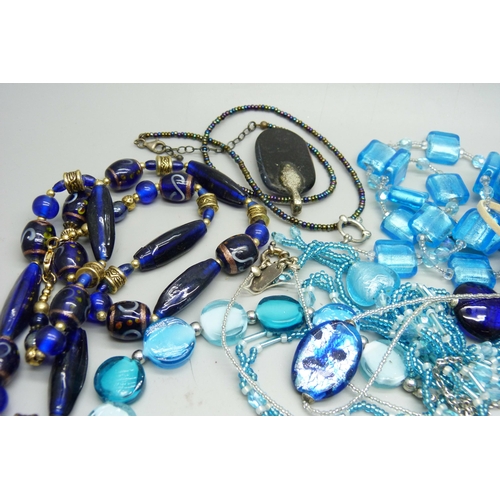 939 - Murano and other glass necklaces