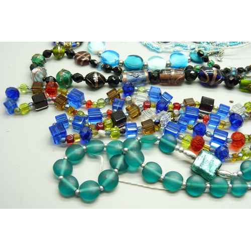 939 - Murano and other glass necklaces