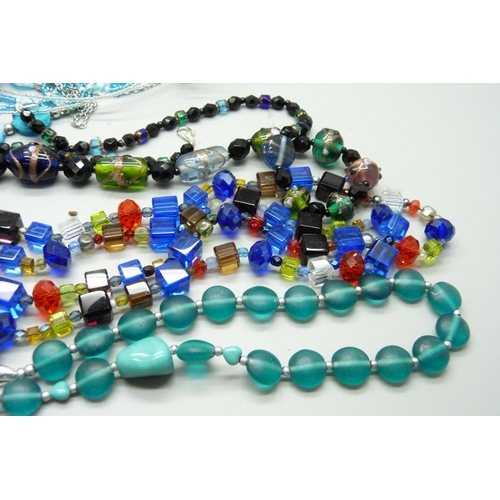 939 - Murano and other glass necklaces