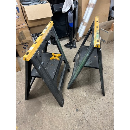 2352 - 2 Folding sawhorse trestles