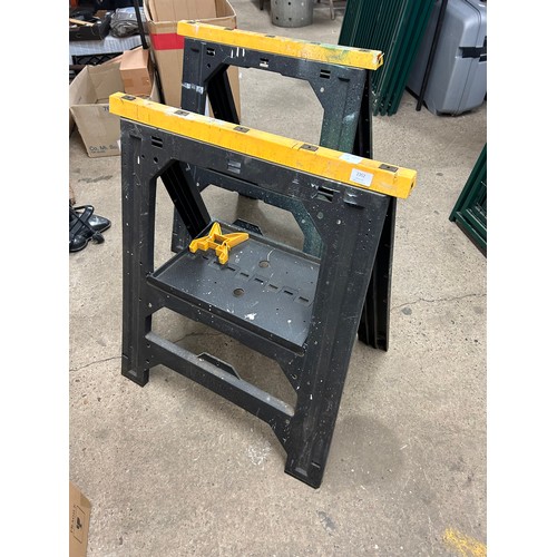 2352 - 2 Folding sawhorse trestles