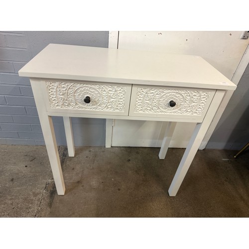 1466 - A small white dressing table/desk