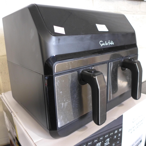 3004 - Sur La Table Air Fryer (298-113) *This lot is subject to VAT