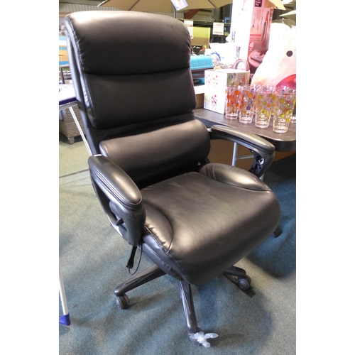 3064 - La-Z-Boy Air Exec Chair, (damaged) original RRP £174.99 + VAT (298-202) *This lot is subject to VAT