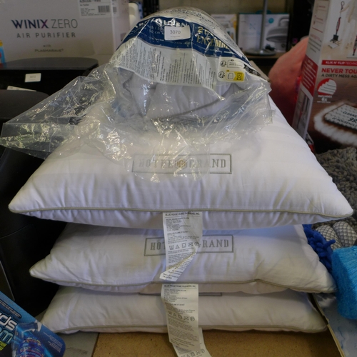 3070 - Four Hotel Grand Down Pillows  (298-91,-93) *This lot is subject to VAT