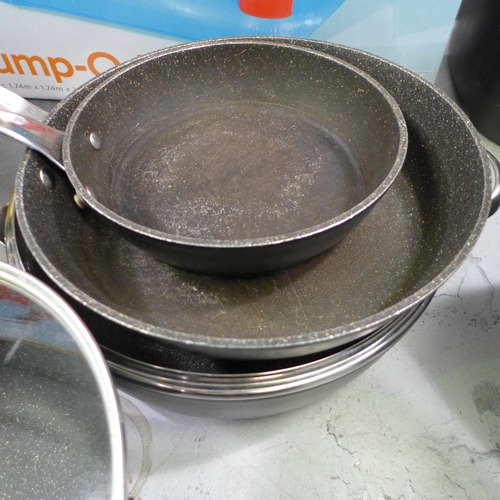 3076 - The Rock Cookware (marked) original RRP £108.99 + VAT (298-71) *This lot is subject to VAT