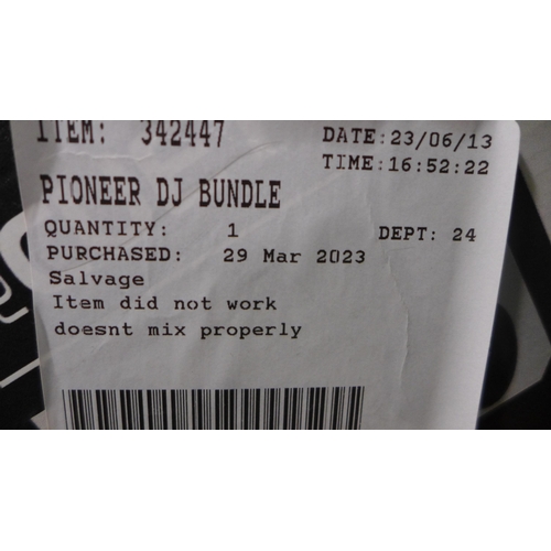 3111 - Pioneer DJ Bundle (Ddj-200 & Hdj-Cue1Bt-K) original RRP £164.99 + VAT (298-315) *This lot is subject... 