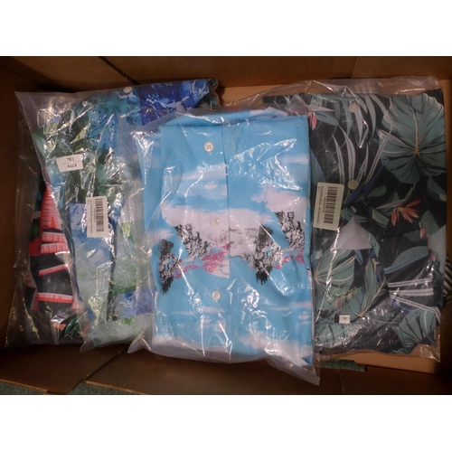 3139 - Ten Men's Hawaiian Short-Sleeve Shirts (mixed sizes)