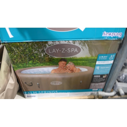 3225 - Lay-Z-Spa Inflatable Hot Tub With Cover, original RRP £333.33 + VAT (4173-10) *This lot is subject t... 