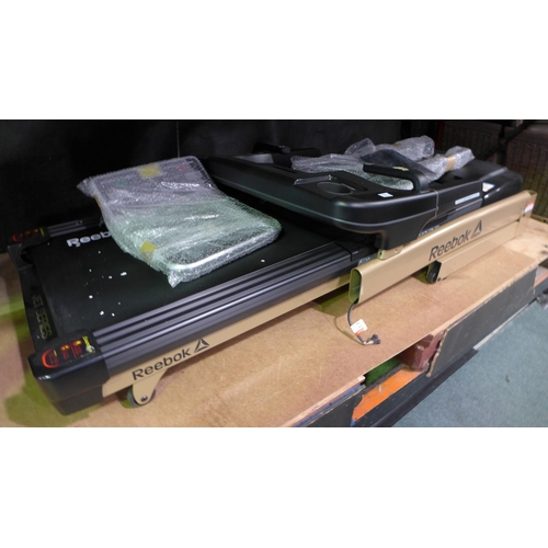 3231 - Reebok Jet 300+ Treadmill, original RRP £833.33 + VAT (4173-14) *This lot is subject to VAT