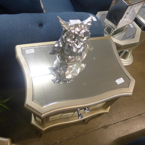 1455 - A mirrored two drawer side table