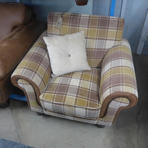 1489 - A County three seater sofa, armchair and accent chair