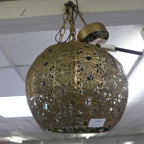 1547 - A gold Moroccan style ceiling pendant