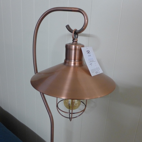 1374 - An Edison bulb hook floor lamp in copper, H 157cms (2133858)   #