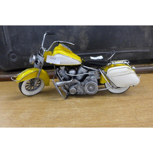 2127 - A tin plate motorbike