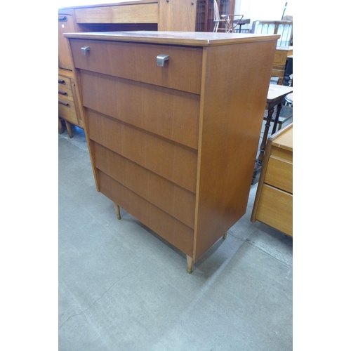 77 - An Avalon Yatton teak chest of drawers