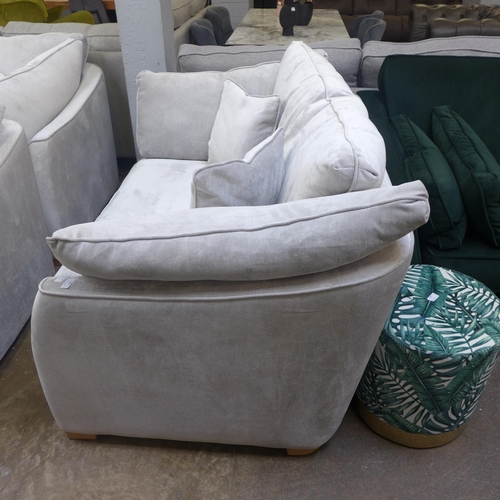 1449 - A Halley light grey velvet upholstered love seat