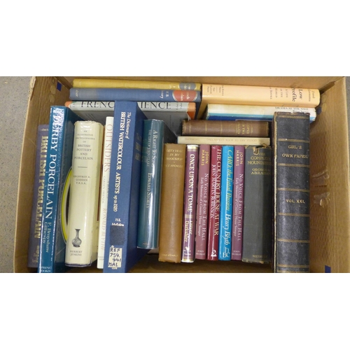 1073 - Two boxes of various books, antique guides, annuals etc. **PLEASE NOTE THIS LOT IS NOT ELIGIBLE FOR ... 