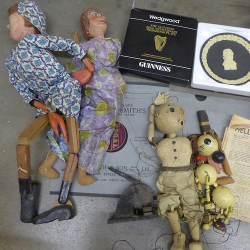 1085 - A Wedgwood Guinness plate, puppets, a Polaroid camera etc. **PLEASE NOTE THIS LOT IS NOT ELIGIBLE FO... 