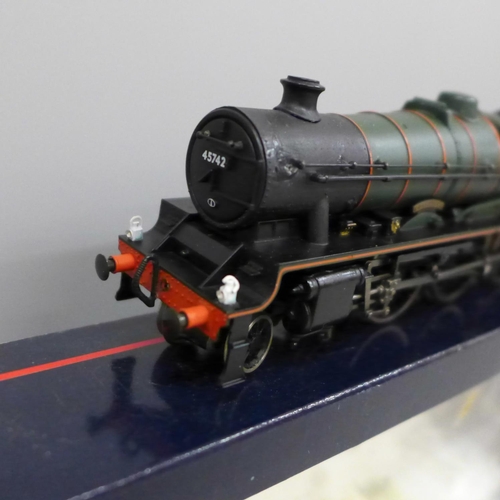 640 - A Bachmann OO gauge locomotive, 31-158 Jubilee 45742 Connaught in BR green