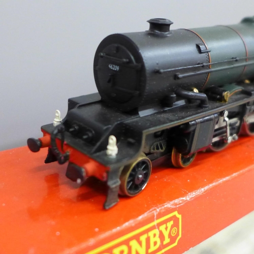 641 - A Hornby OO gauge locomotive, R196 46209 4-6-2 Princess Beatrice in BR black, boxed