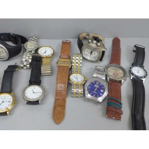 647 - Assorted wristwatches