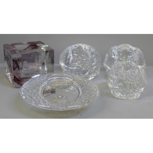 670 - Five Swedish glass candle holders by Kosta Boda (4) and Orrefors (1)