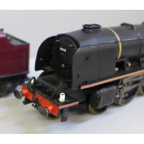 684 - Two Hornby OO gauge locomotives and tenders, 4-6-2 City of Glasgow 6242 LMS black and 4-6-2 City of ... 