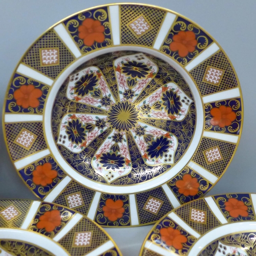 699 - Six Royal Crown Derby 1128 Imari soup bowls