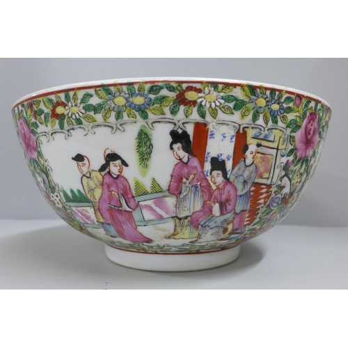 782 - A 19th Century Chinese Export famille rose fruit bowl, six character mark to base, 25cm