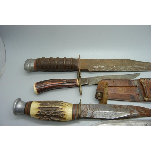 823 - Five knives including one with antler handle