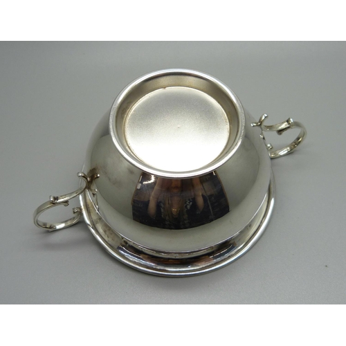 839 - A silver two handled bowl, Birmingham 1910, 68g, with monogram