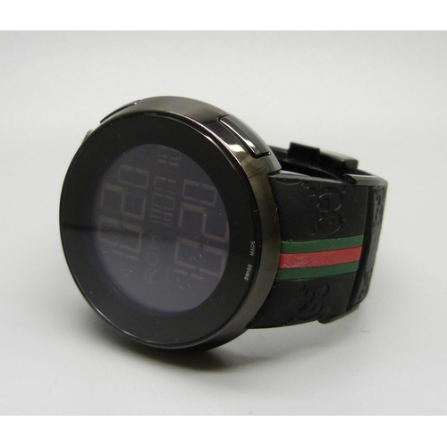 848 - A Gucci smart watch, boxed