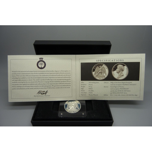 860 - A Waterloo silver campaign commemorative medal, boxed with certificate, 925 silver, 34.2g