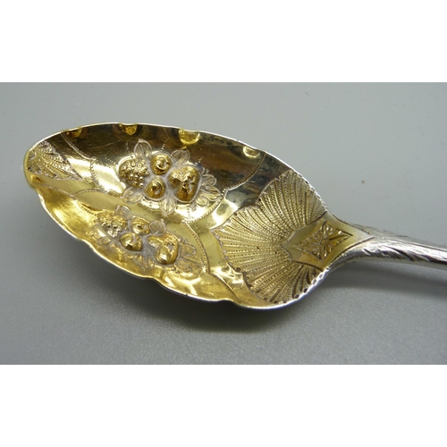 868 - A George III silver berry spoon, London 1792, 50g