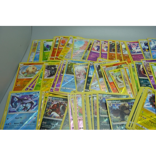 872 - 100 Reverse holo Pokemon cards, all Blackstar rares, 2017, 2018 and 2019