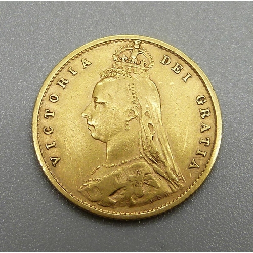 927 - A Victorian 1893 half-sovereign, Melbourne mint