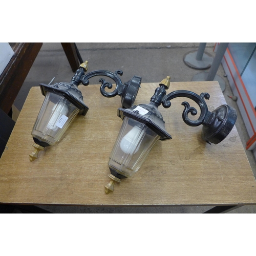 2111 - A pair of Victorian style outdoor lantern lights