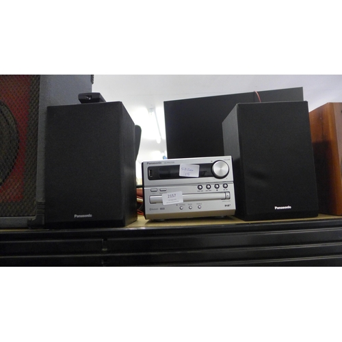 2157 - A Panasonic Bluetooth CD player, (SA-PM250B) and two speakers