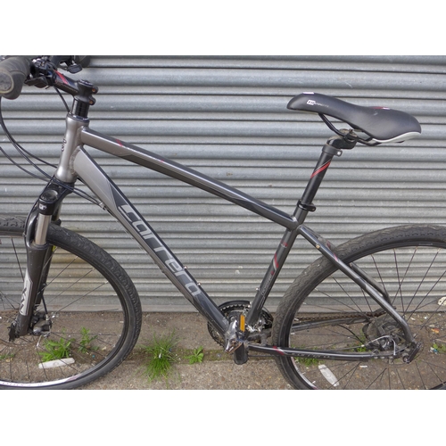 2224 - A Carrera Crossfire 2 twin disc front suspension MTB