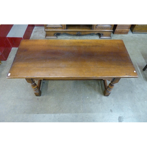 100 - A 17th Century style Ipswich oak refectory table, 75cms h, 183cmsnl, 82cms w