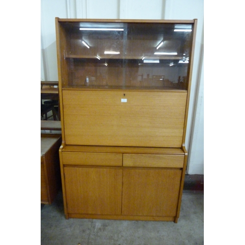 73 - A teak bookcase