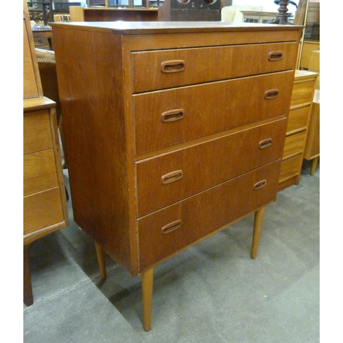 89 - A Danish teak chest of drawers