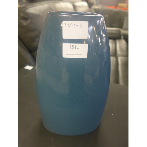 1511 - A navy blue vase