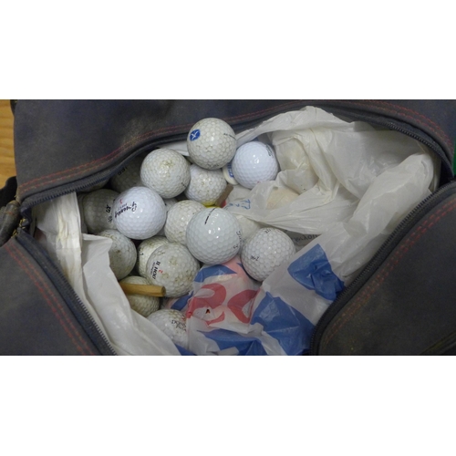 2428 - A quantity of golf balls