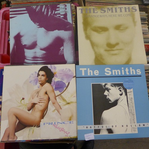 2129 - A selection of LPs and 12