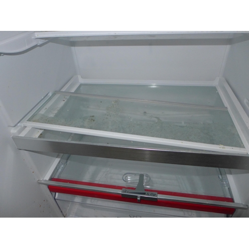 3055 - Neff Fridge Freezer, Original RRP £350  inc. vat  (401 - 140)   * This lot is subject to vat