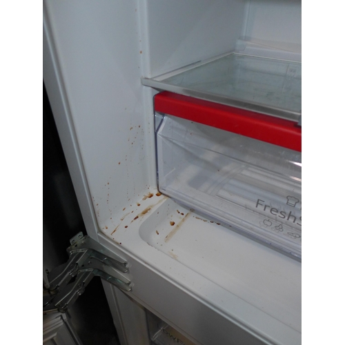 3055 - Neff Fridge Freezer, Original RRP £350  inc. vat  (401 - 140)   * This lot is subject to vat