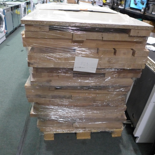 3062 - Quantity of solid oak cuts, Original RRP £2480  inc. vat  (401 - 143)   * This lot is subject to vat