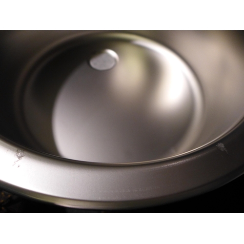 3103 - 4 Installation Round Stainless Steel Sinks - 450mm , Original RRP £25.00 inc vat each  (404-55,56,10... 